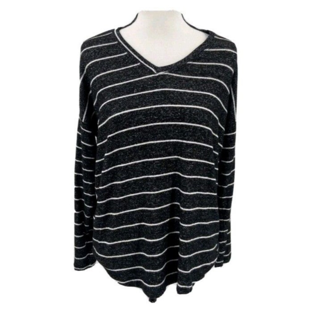 Well Worn Soft Comfy Ladies XL Black & White Striped Shirt Top Casual or Dressy